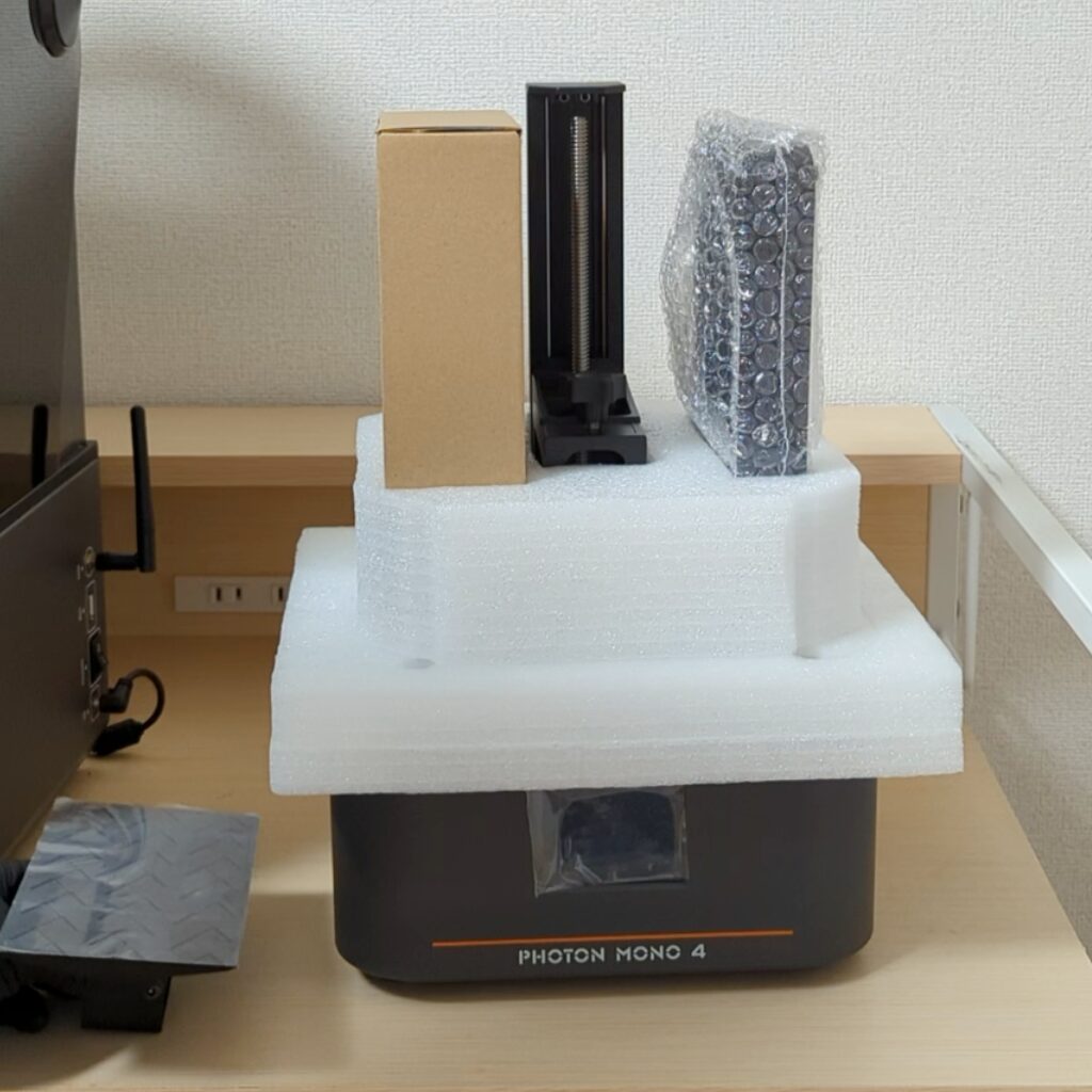 Anycubic Photon Mono 4の本体内部