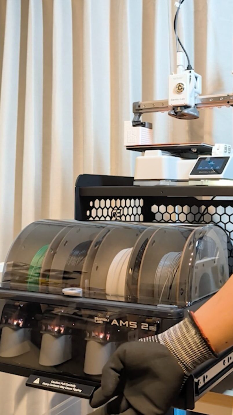 Bambu Lab A1 Combo】大人気マルチカラー3Dプリンターを実機レビュー